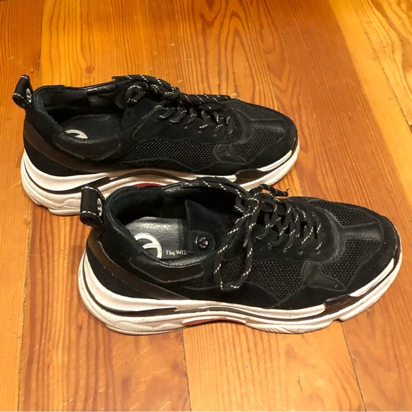 WISHBONE Black Chunky Sneaker - Picture 2 of 10